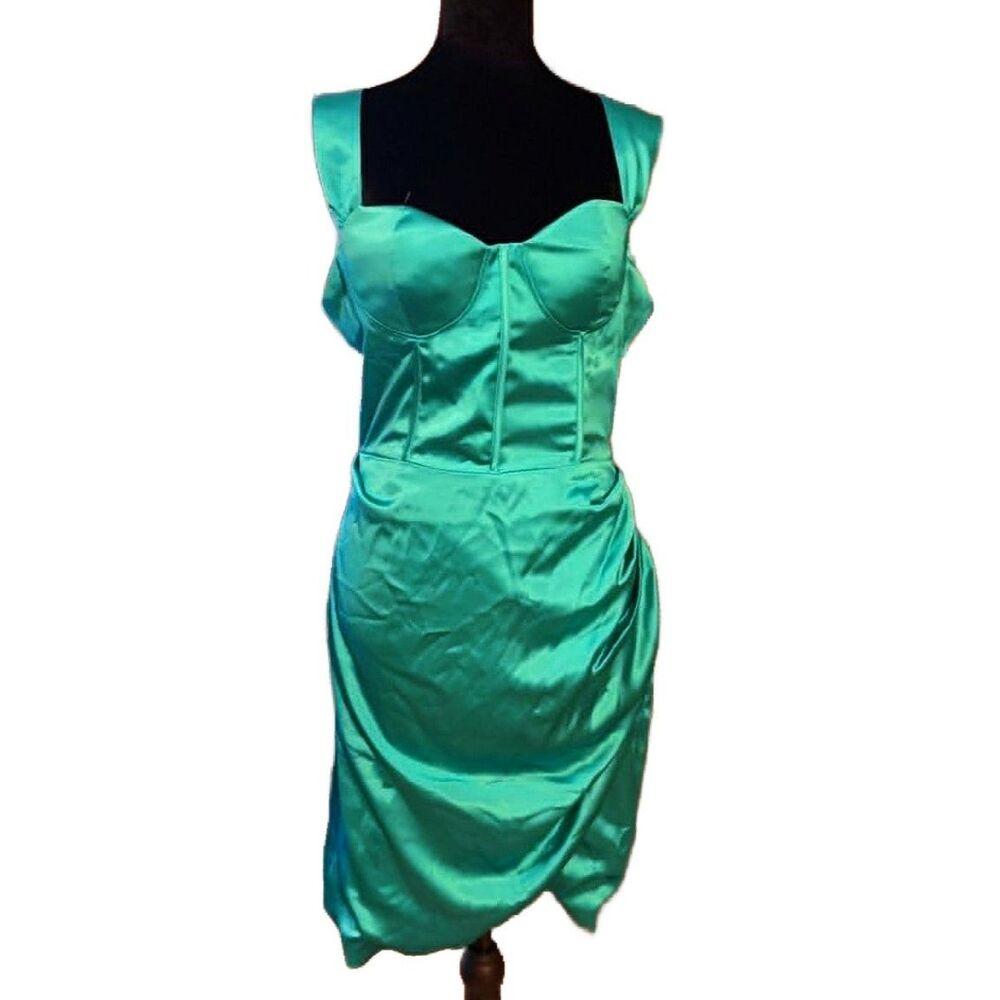 Lulu's Emerald Satin Midi